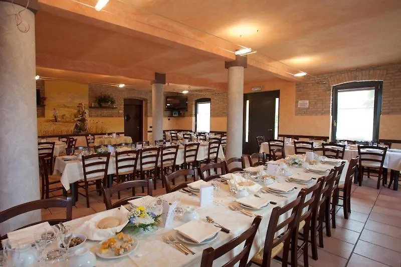 Farm stay Agriturismo Il Colore Del Grano San Vittore  Italy